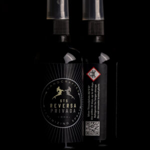 two reversa privada STS bottles